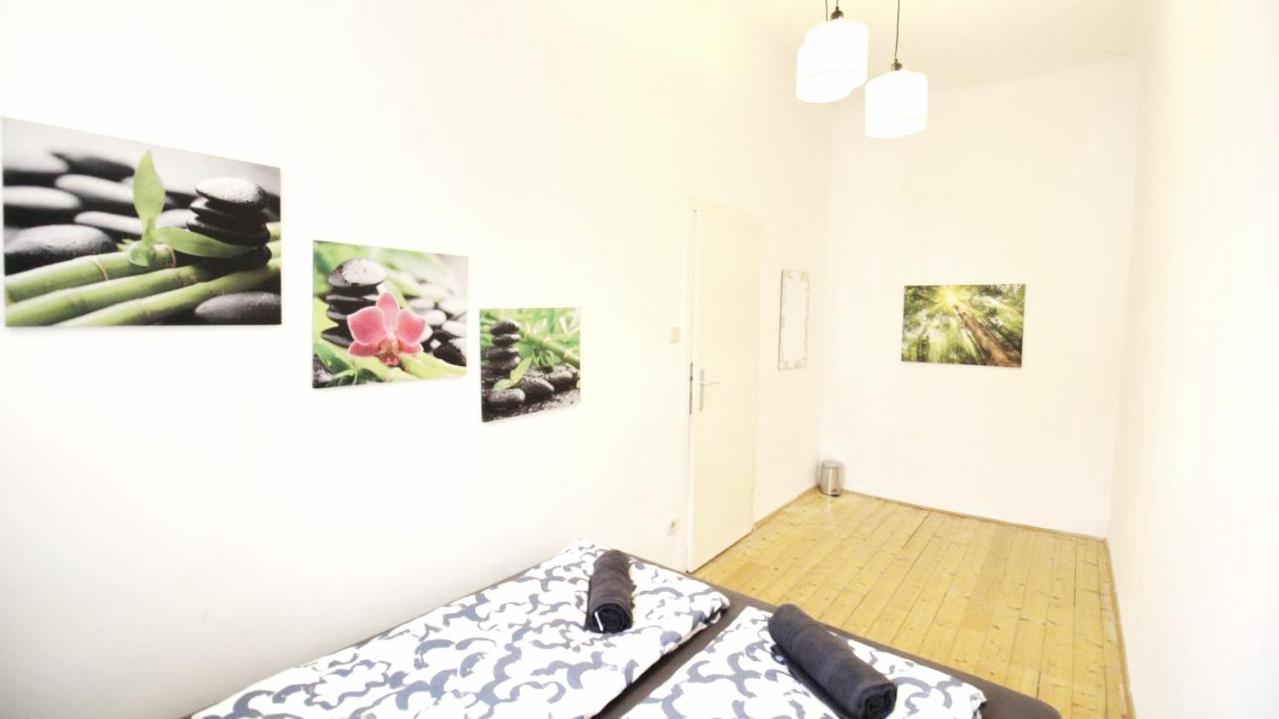 Comfortable Rooms Near Schoenbrunn Palace Hl Відень Екстер'єр фото
