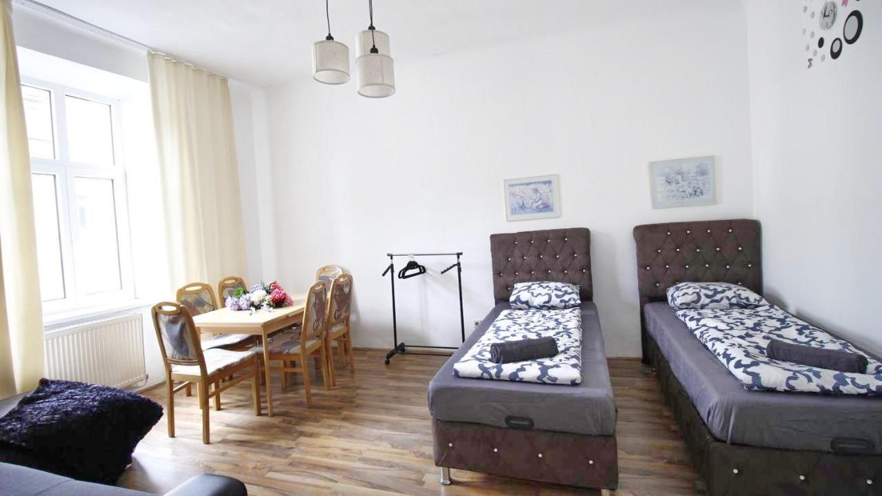 Comfortable Rooms Near Schoenbrunn Palace Hl Відень Екстер'єр фото