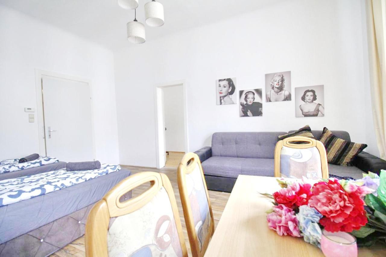 Comfortable Rooms Near Schoenbrunn Palace Hl Відень Екстер'єр фото