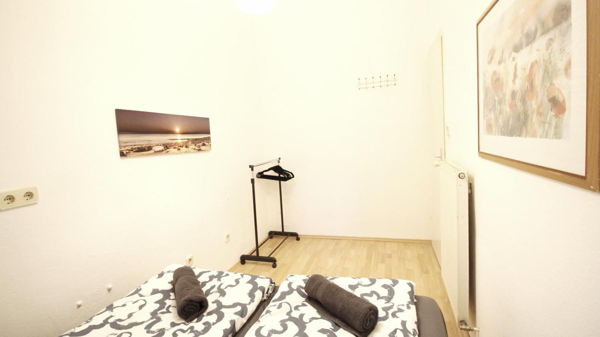 Comfortable Rooms Near Schoenbrunn Palace Hl Відень Екстер'єр фото