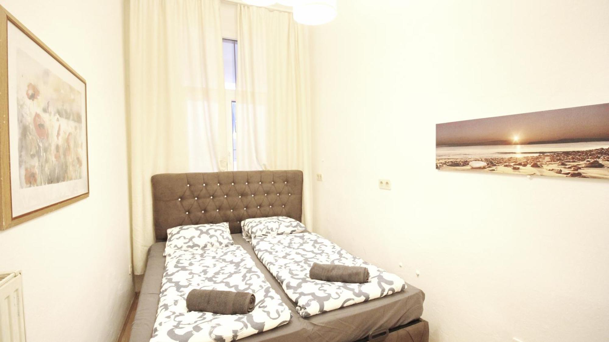 Comfortable Rooms Near Schoenbrunn Palace Hl Відень Екстер'єр фото