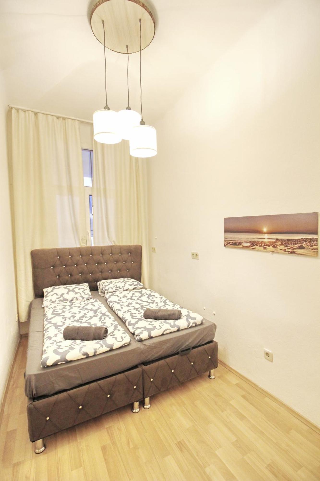 Comfortable Rooms Near Schoenbrunn Palace Hl Відень Екстер'єр фото