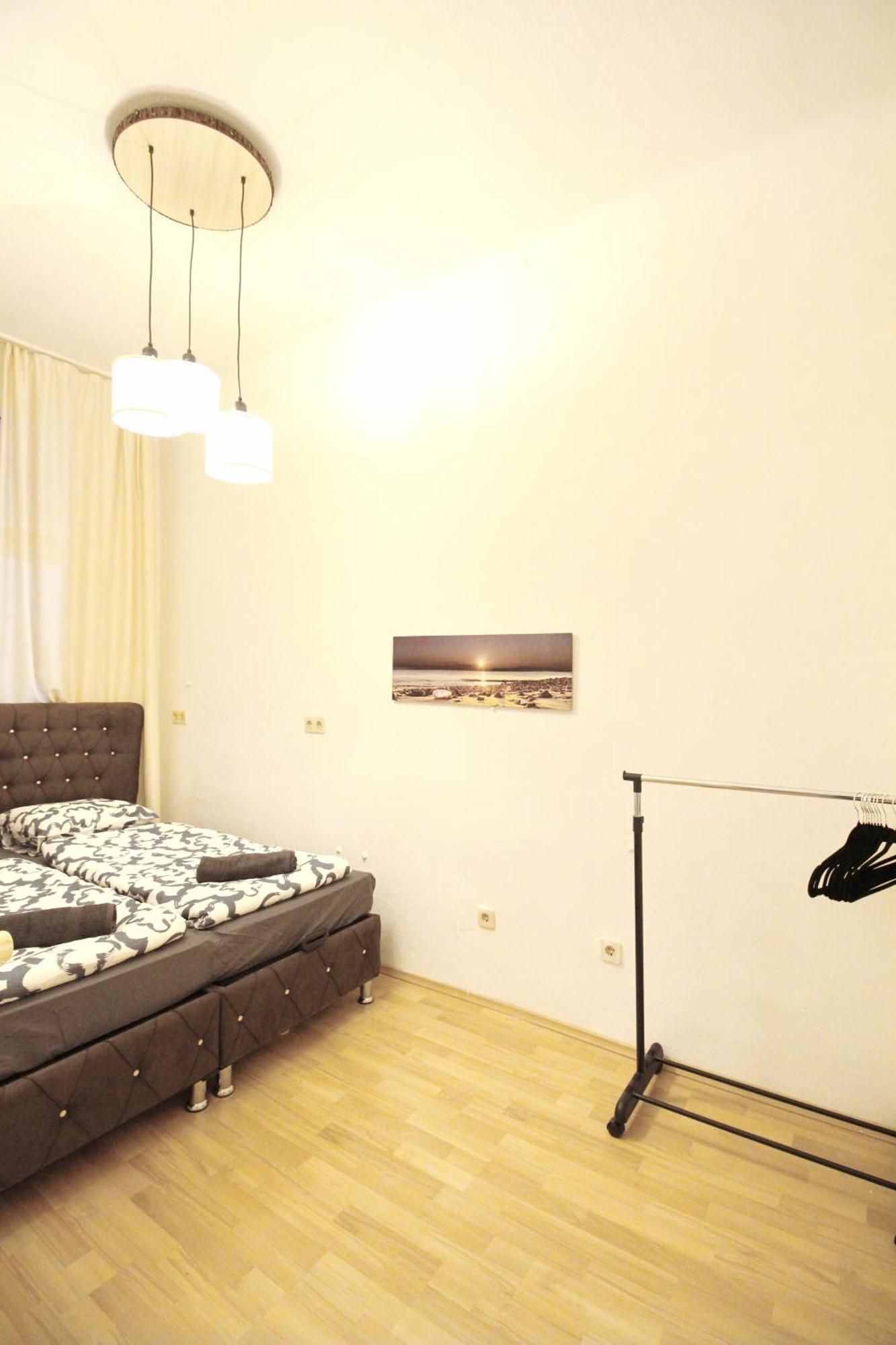 Comfortable Rooms Near Schoenbrunn Palace Hl Відень Екстер'єр фото
